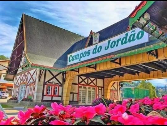 Campos do Jordão - Café Colonial, Almoço e Rodizio de Pizzas